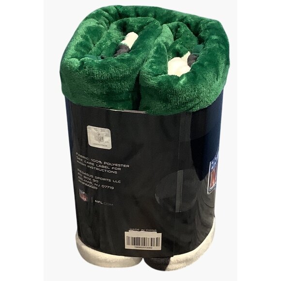 New York Jets Throw Blanket Ultra Soft Tailgate 50" X 60" NFL Fleece - Picture 4 of 5